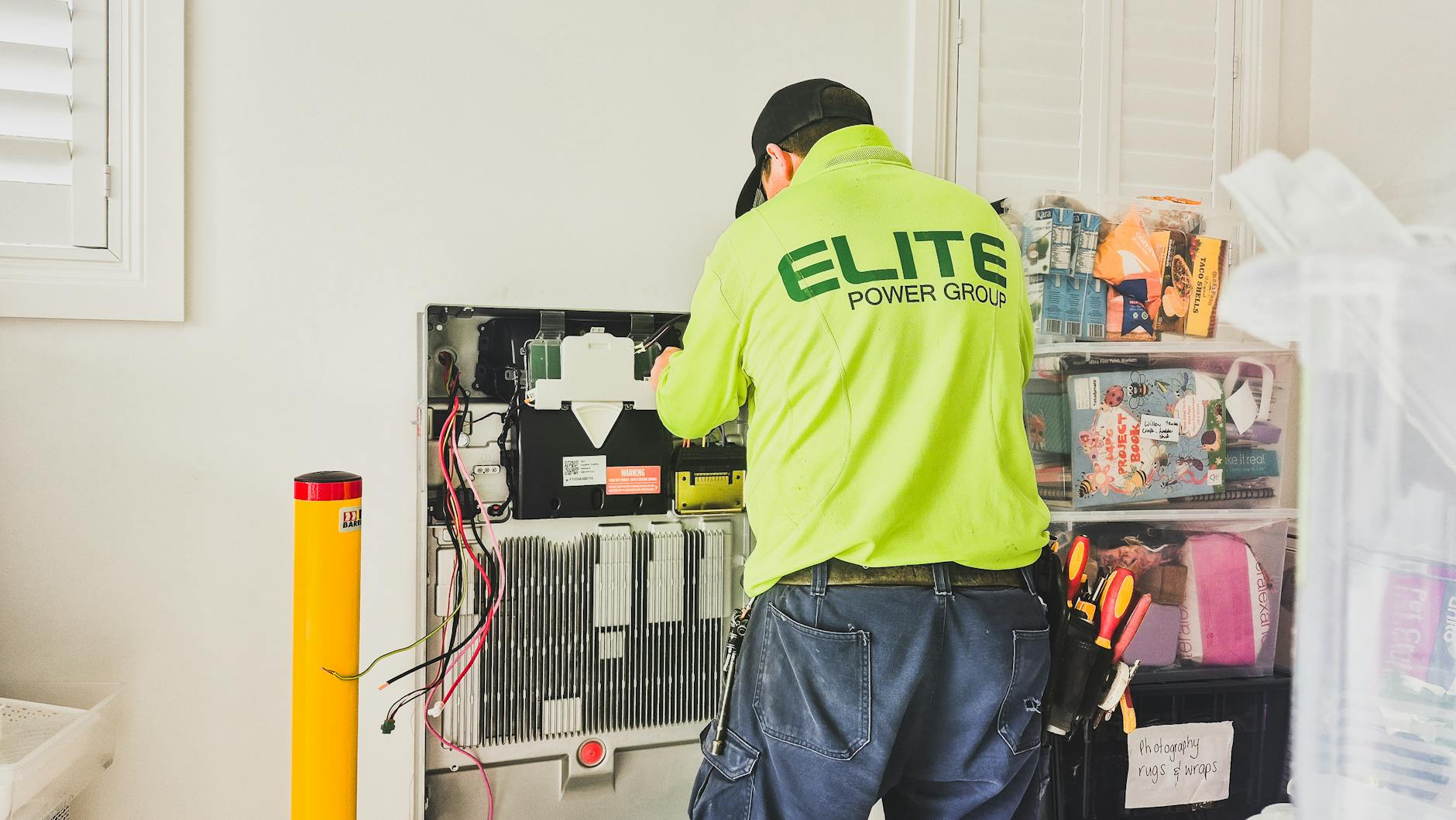 Qué exige la norma RETIE en una instalación eléctrica residencial en Cali