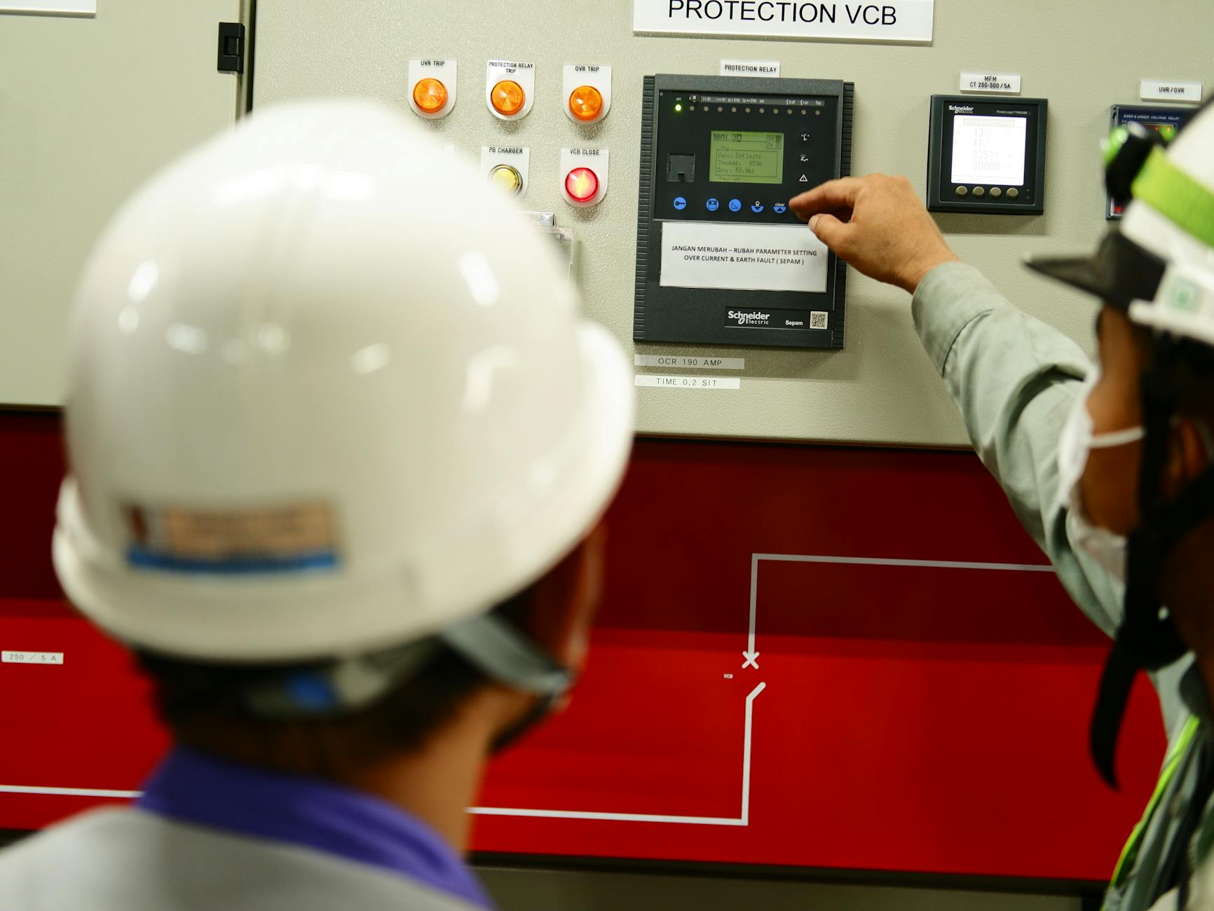 Comparativa de Tableros Eléctricos: Qué Marca Elegir y Por Qué Importa