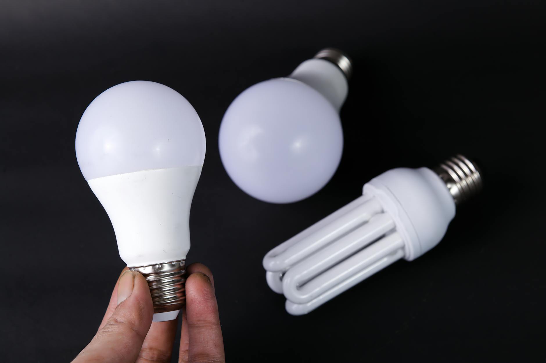 Comparativa de servicios eléctricos residenciales: qué contratar según su necesidad